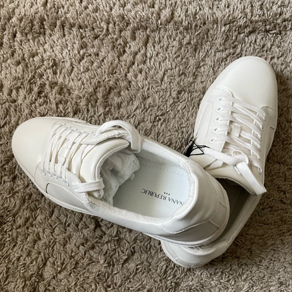 BANANA REPUBLIC MEN’S LEATHER SNEAKERS - Picture 4 of 7